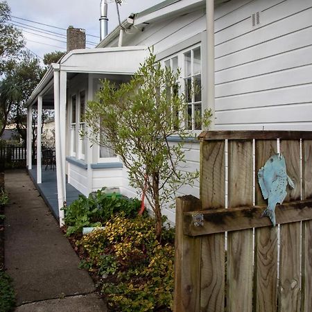 Cottage In The Heart Of Carterton Extérieur photo